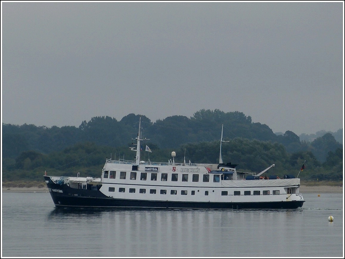 Die MS Marittima am 20.09.2013 in der Bucht von Eckernfrde, gebaut 1958 von der Husumer Schiffswerft GmbH unter der Baunr. 1115, L 46,16 m, B 8,36 m, Antrieb: 2 6 Zyl. Mak Dieselmotoren mit 359 KW, geschw. 11 kn, kann 614 Passagiere aufnehmen. Frhere Namen: Uthlande / Moby Dick / Puerto Mogan, wurde mehrmals umgebaut, seit 1993 gehrt es der Reederei Bttcher aus Lbeck und trgt es den Namen MARITTIMA.