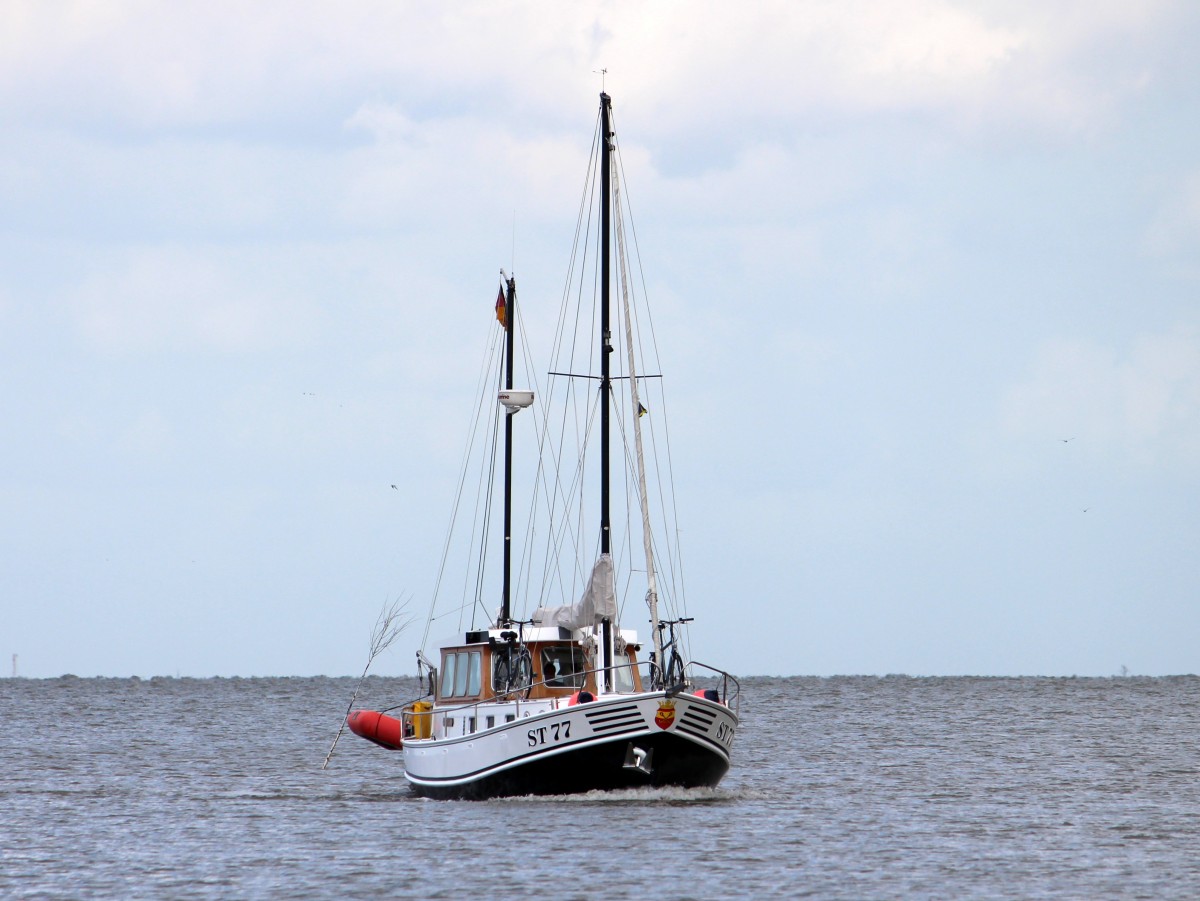 Die Nautilus am 11.08.2014 vor Fedderwardersiel.