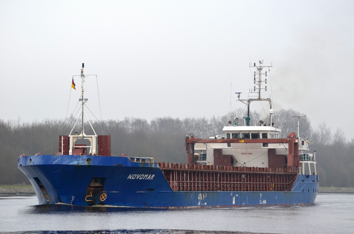 Die Novomar IMO-Nummer:9471991 Flagge:Zypern Länge:89.0m Breite:16.0m Baujahr:2008 Bauwerft:Rongcheng Shipbuilding Industry Group,Rongcheng aufgenommen am 27.02.16 an der Weiche Fischerhütte im Nord-Ostsee-Kanal.