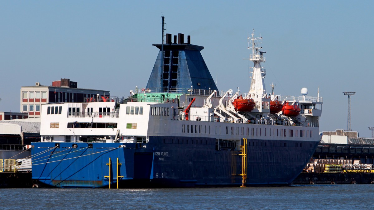 Die Ocean Atlantic am 20.03.2014 im Hafen von Bremerhaven.