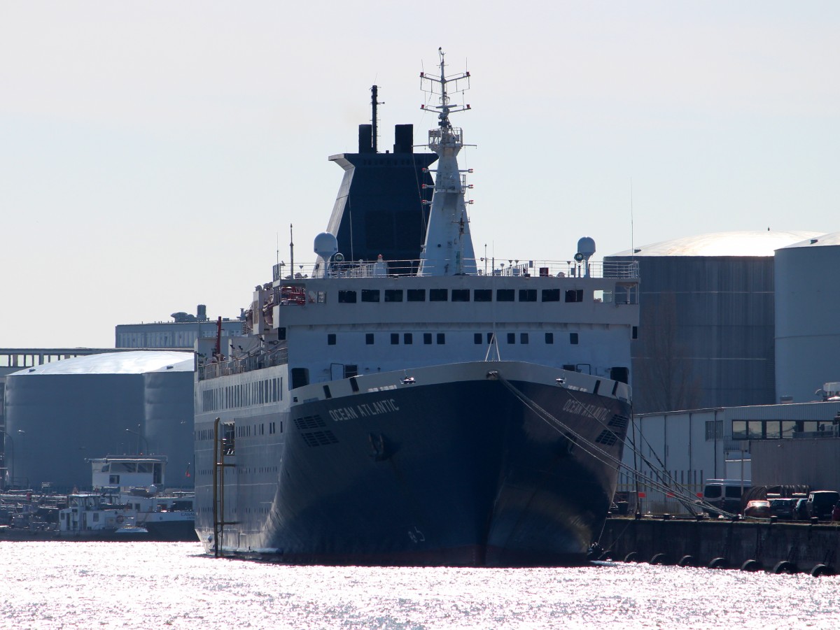 Die Ocean Atlantic am 20.03.2014 im Hafen von Bremerhaven.