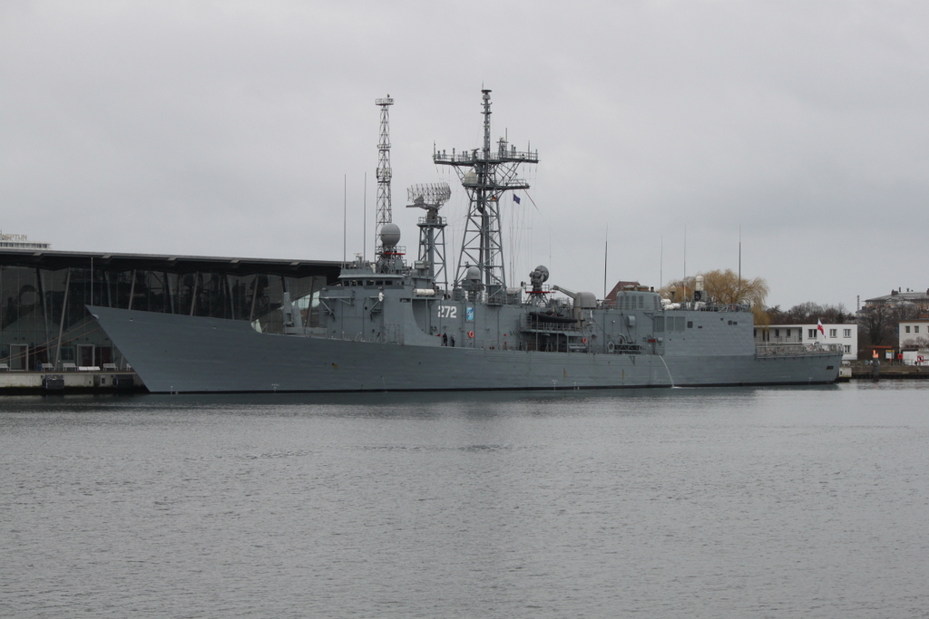 Die ORP  GENERAL PULASKI  lag am 02.03.2019 in Warnemünde.