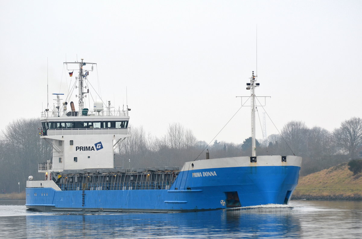 Die Prima Donna IMO-Nummer:8609606 Flagge:Finnland Länge:88.0m Breite:13.0m Baujahr:1987 Bauwerft:Sietas,Hamburg am 04.02.17 im Nord-Ostsee-Kanal bei Rendsburg aufgenommen.