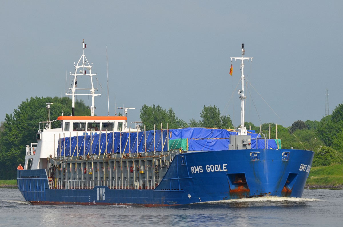 Die RMS Goole IMO-Nummer:9213600 Flagge:Antigua und Barbuda Länge:80.0m Breite:13.0m Baujahr:2005 Bauwerft:Slovenske Lodenice,Komarno Slowakei aufgenommen am 19.05.14 im Nord-Ostsee-Kanal bei Rendsburg. 