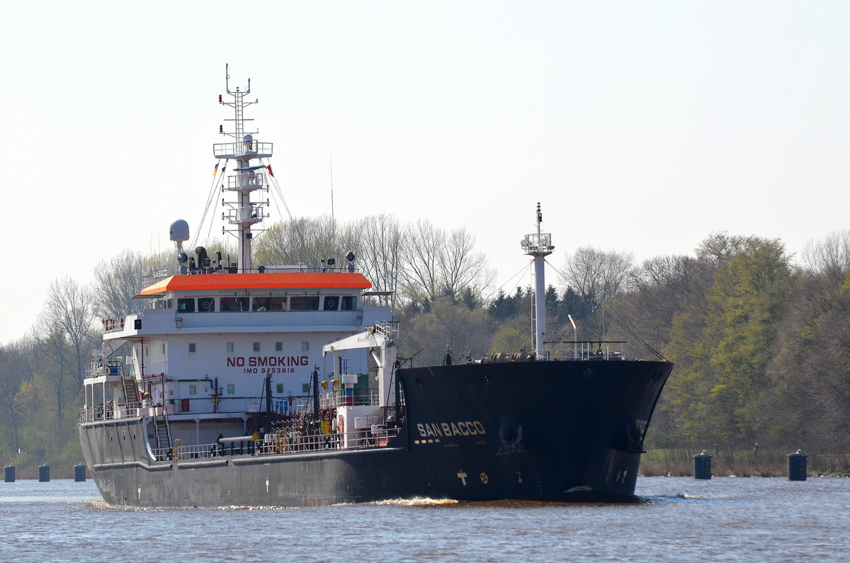 Die San Bacco IMO-Nummer:9753818 Flagge:Malta Länge:108.0m Breite:17.0m Baujahr:2016 Bauwerft:AVIC Dingheng Shipbuilding,Yangzhou China am 19.04.19 im Nord-Ostsee-Kanal bei Fischerhütte aufgenommen.