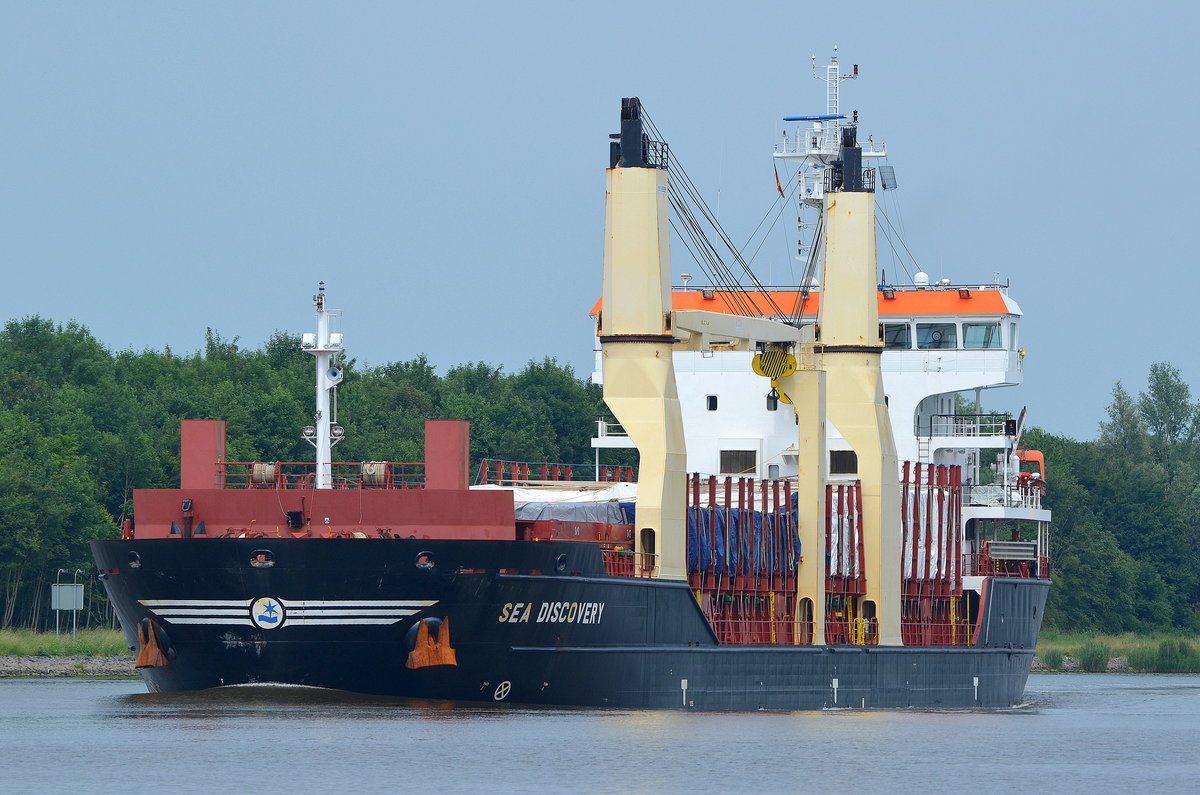 Die Sea Discovery IMO-Nummer:9516131 Flagge:Zypern Länge:110.0m Breite:20.0m Baujahr:2012 Bauwerft:Penglai Bohai Shipyard,Penglai China an der Weiche Fischerhütte im Nord-Ostsee-Kanal aufgenommen am 09.06.18