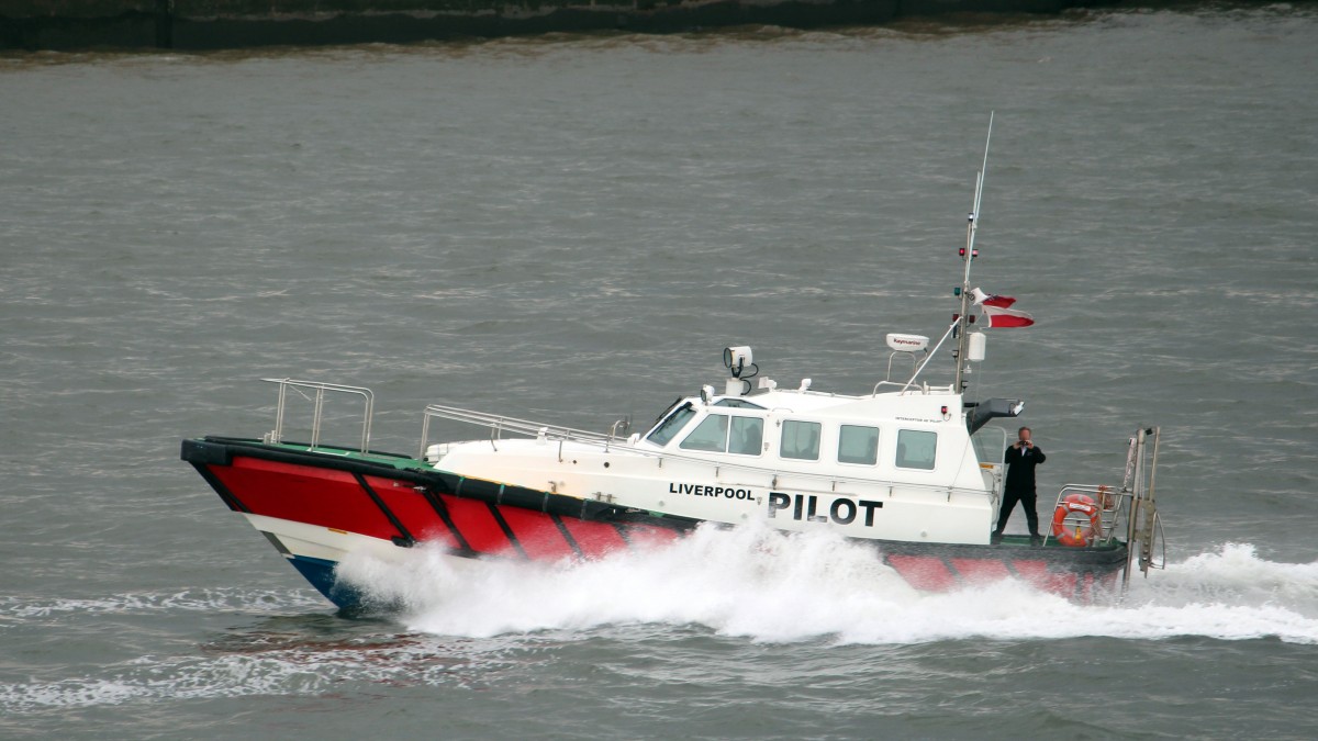 Die Skua am 17.05.2013 im Hafen von Liverpool.