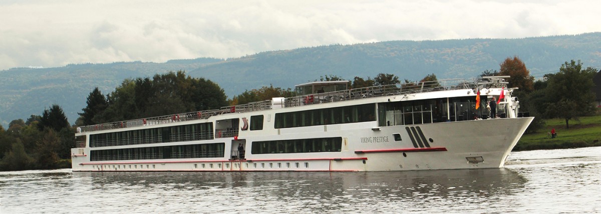 Die VIKING PRESTIGE bei einem Wendemanöver am 14.10.2013 bei Schweich an der Mosel.