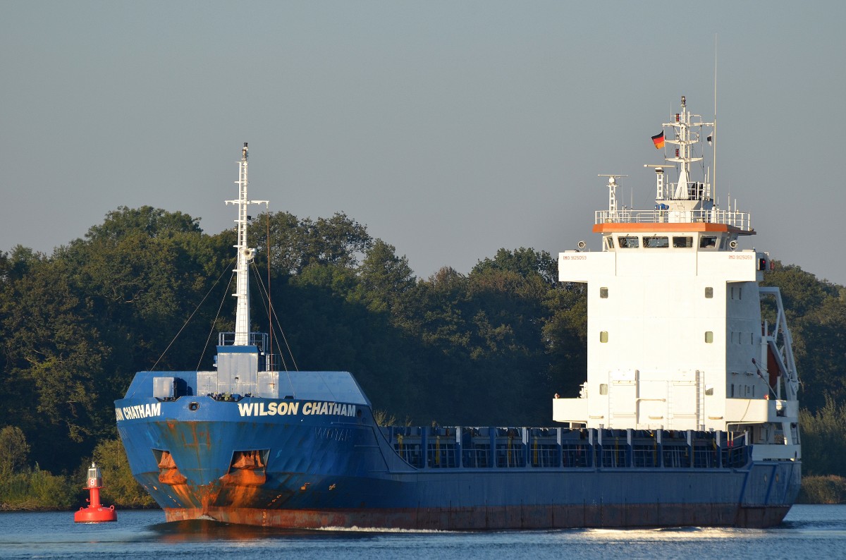 Die Wilson Chatham IMO-Nummer:9125059 Flagge:Antigua und Barbuda Länge: 100.0 Breite:13.0m Baujahr:1996 Bauwerft:Slovenske Lodenice,Komarno Slowakei bei Rade im Nord-Ostsee-Kanal am 04.10.14