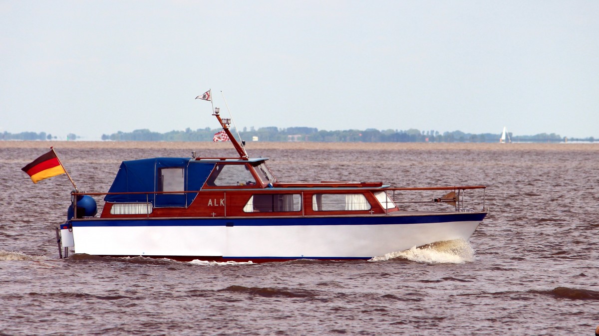 Die Yacht Alk am 29.05.2014 vor Fedderwardersiel.