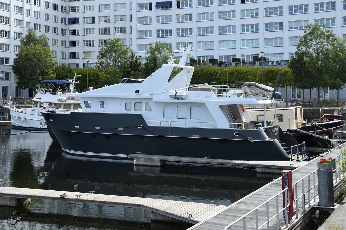 Die Yacht  Beluga  Ende Juli 2018 im Willemdok Antwerpen.