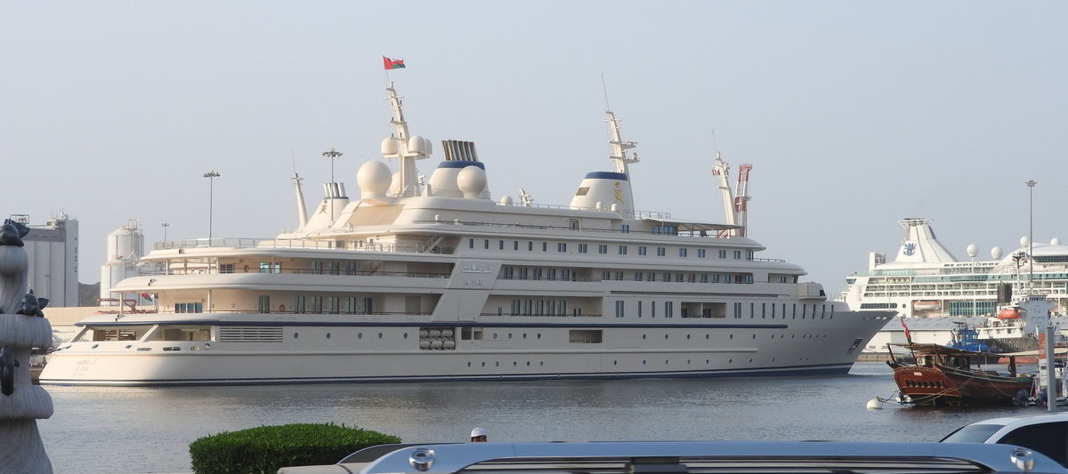 yacht of sultan of oman