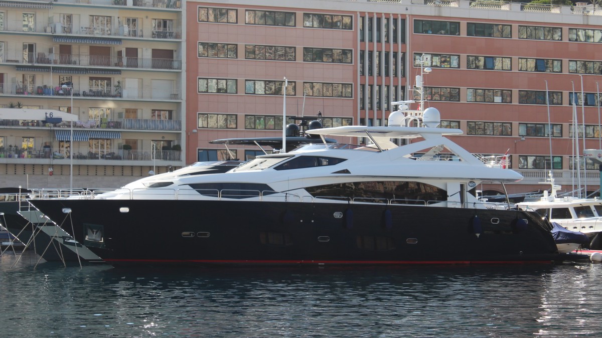 Die Yacht Gicht am 28.10.2013 im Hafen von Monte Carlo.