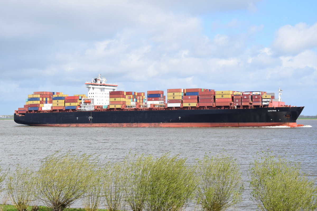 DIMITRIS Y , Containerschiff , IMO 9189354 , Baujahr 2000 , 278 × 40m , 5618 TEU , 22.04.2017 Grünendeich