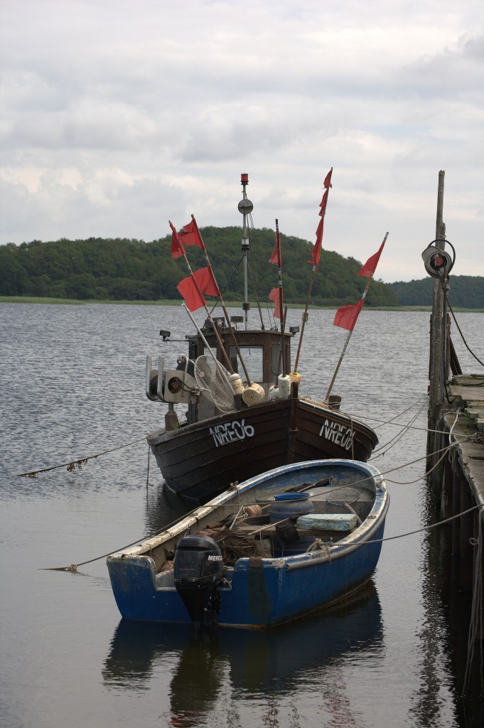 Ein Kutter im wohl kleinsten Fischereihafen der Insel Rgen. Neureddevitz.
23.06.2013   11:19 Uhr.