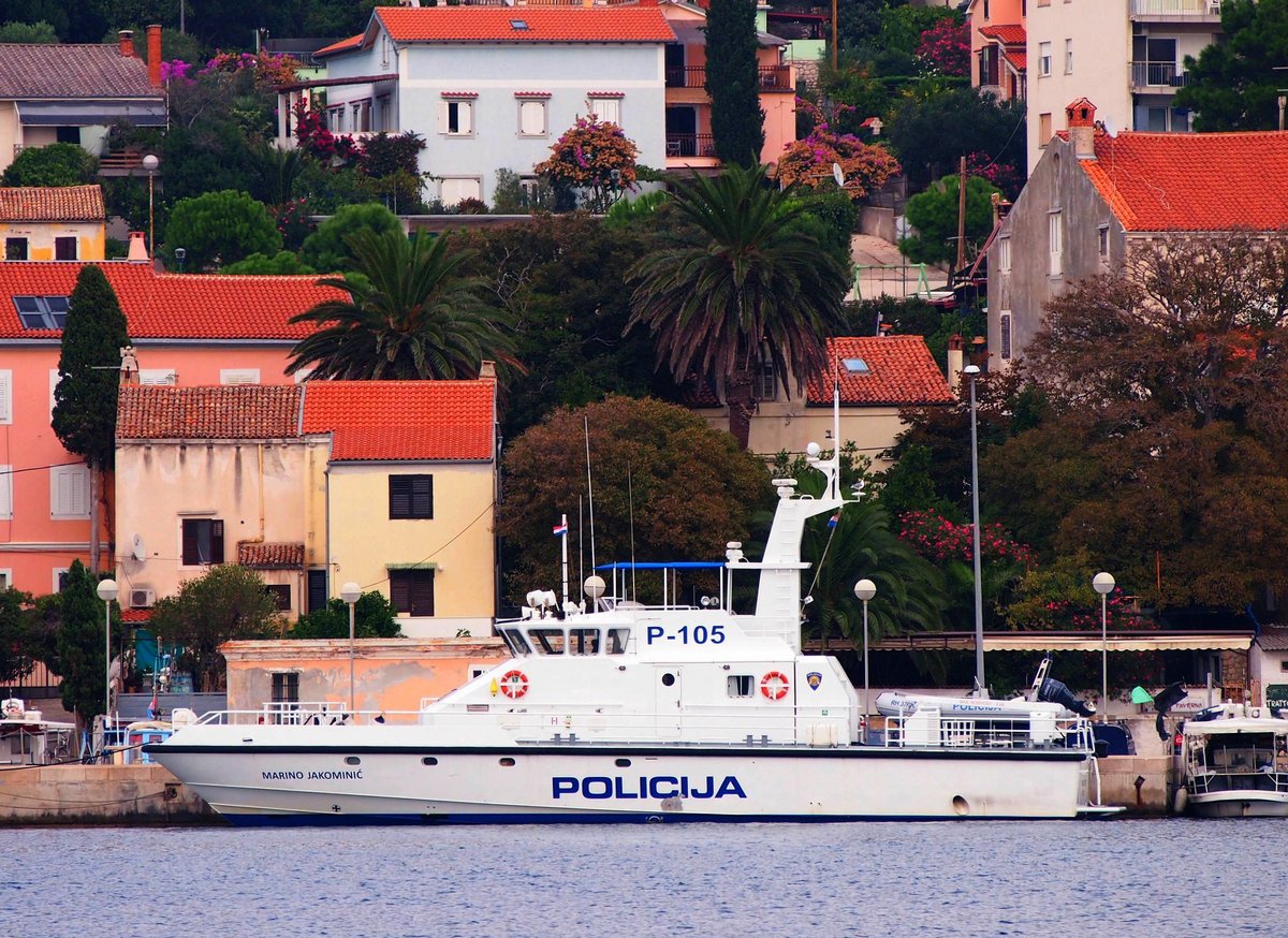 Ein Polizei boot P-105 im Hafen von Mali Losinj am 16. 9. 2019.