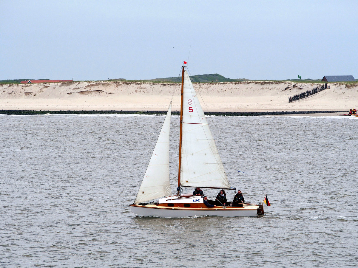 Einmaster vor Spiekeroog (19. April 2014)