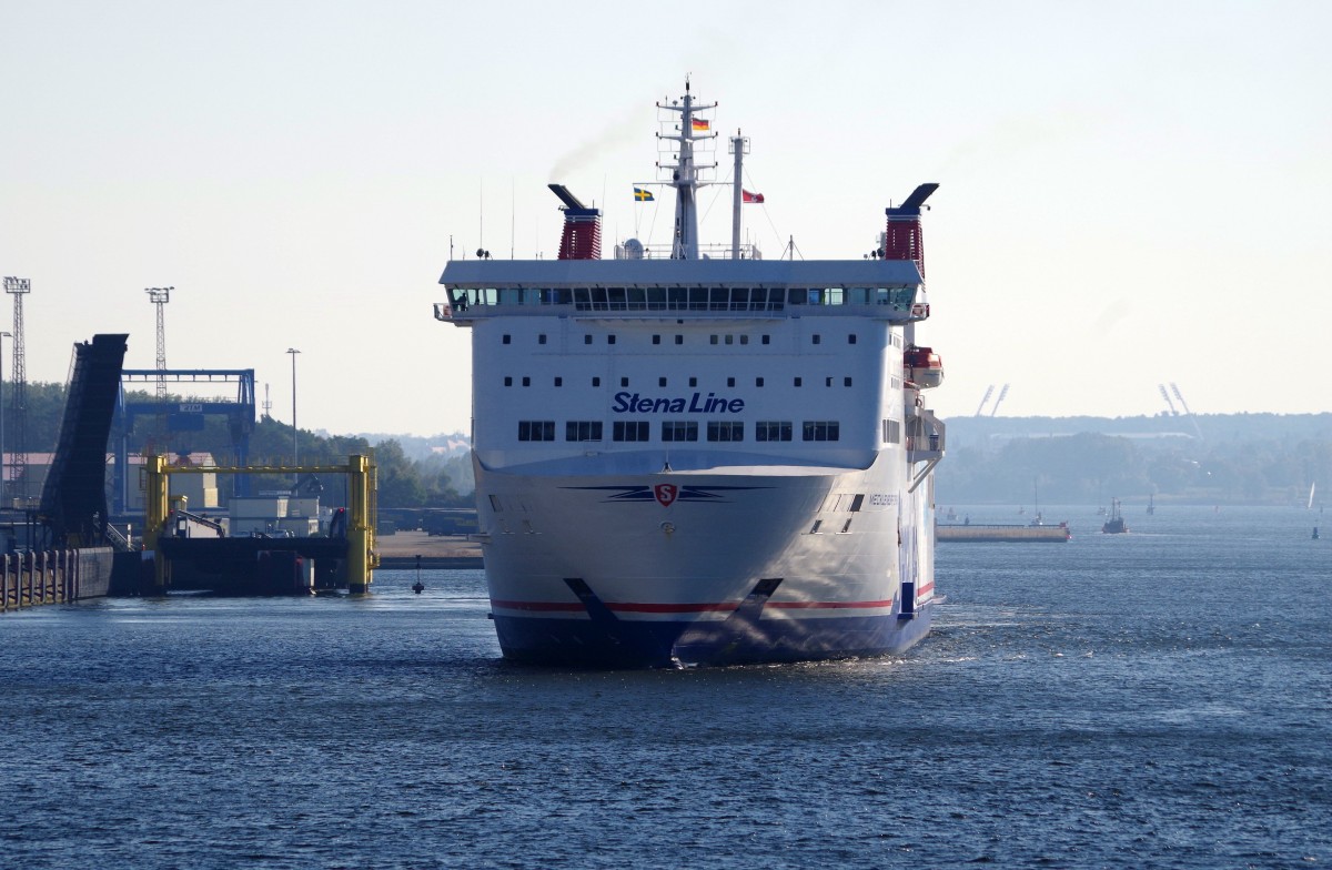 Eisenbahnfährschiff  Mecklenburg-Vorpommern  der Stena Line, am 04.10.14 in Rostock.