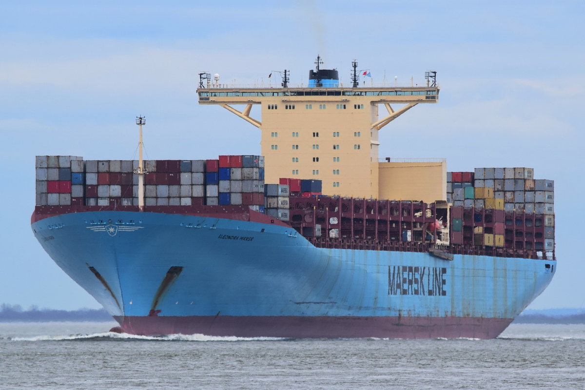 ELEONORA MEARSK , Containerschiff , IMO 9321500 , Baujahr 2007 , 15500 TEU , 398.9 × 56.4m , 04.04.2018 Alte Liebe Cuxhaven