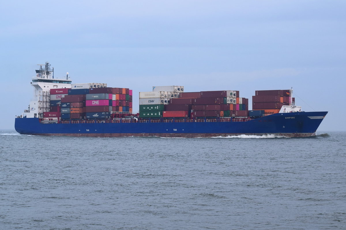 EMPIRE , Feederschiff , IMO 9387425 , Baujahr 2009 , 170.03 × 25.18m , 1440 TEU , 20.12.2018 , Cuxhaven