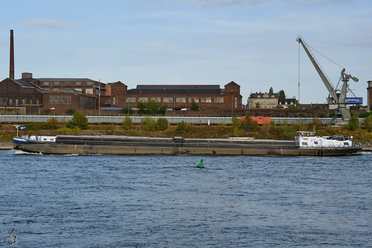 Ende August 2022 war in Duisburg das Gütermotorschiff MEGGY (ENI: 02307190) zu sehen.