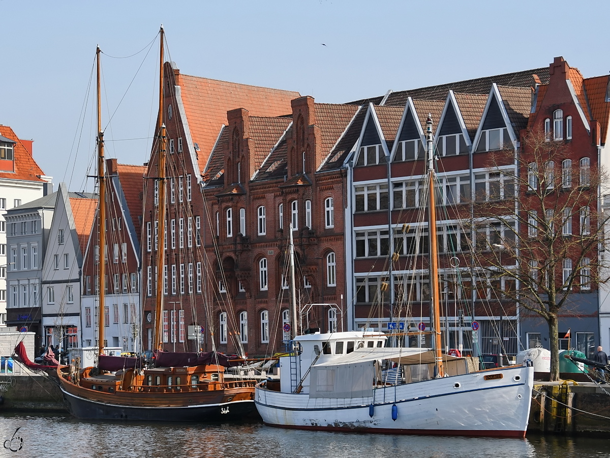 Ende März 2022 war der Kutter INGRID und der Zweimaster SAMSARA in Lübeck zu sehen.