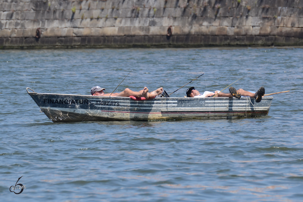 Entspannung pur auf dem Rio Douro (Porto, Mai 2013)