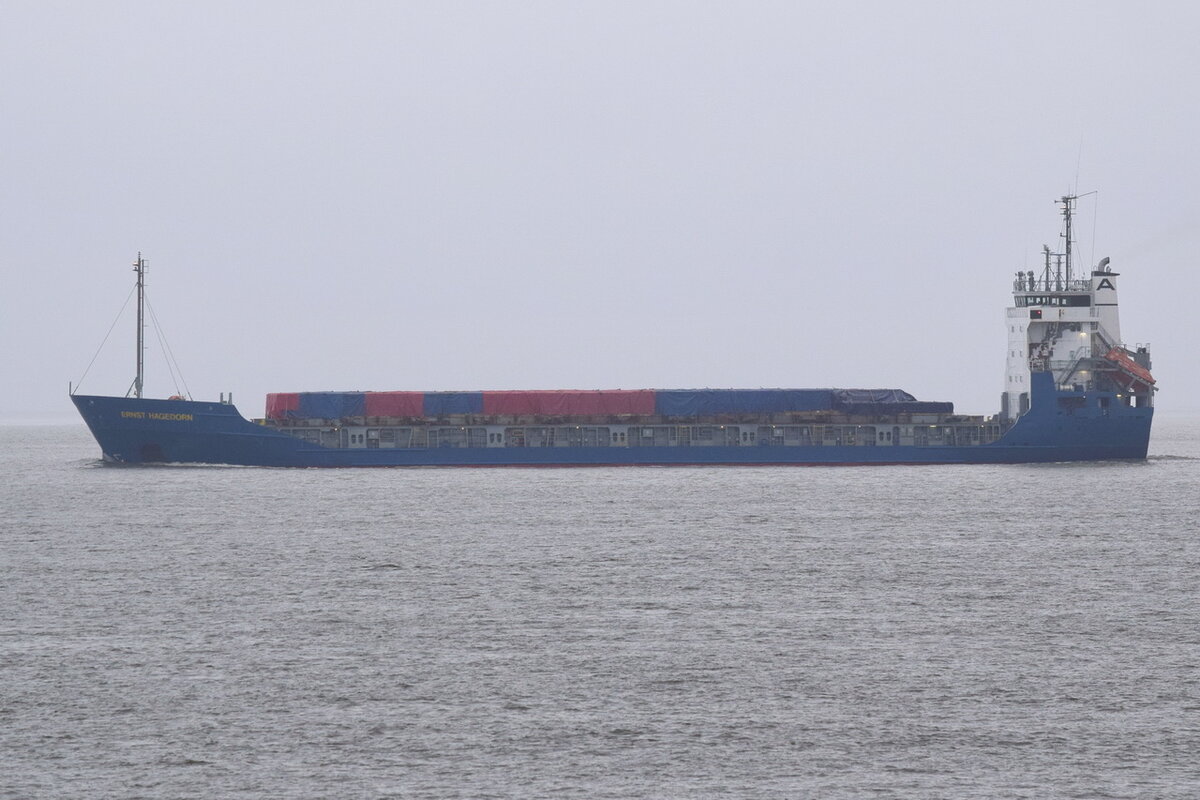 ERNST HAGEDORN , General Cargo , IMO 8806149 , Baujahr 1989 , 104.79 x 16 m , 12.11.2021 , Cuxhaven