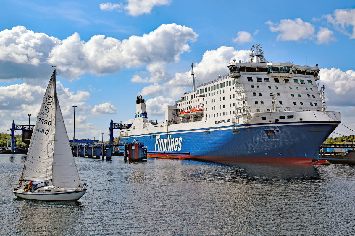 EUROPALINK (IMO 9319454) am 5.5.2019 am Skandinavienkai in Lübeck-Travemünde liegend