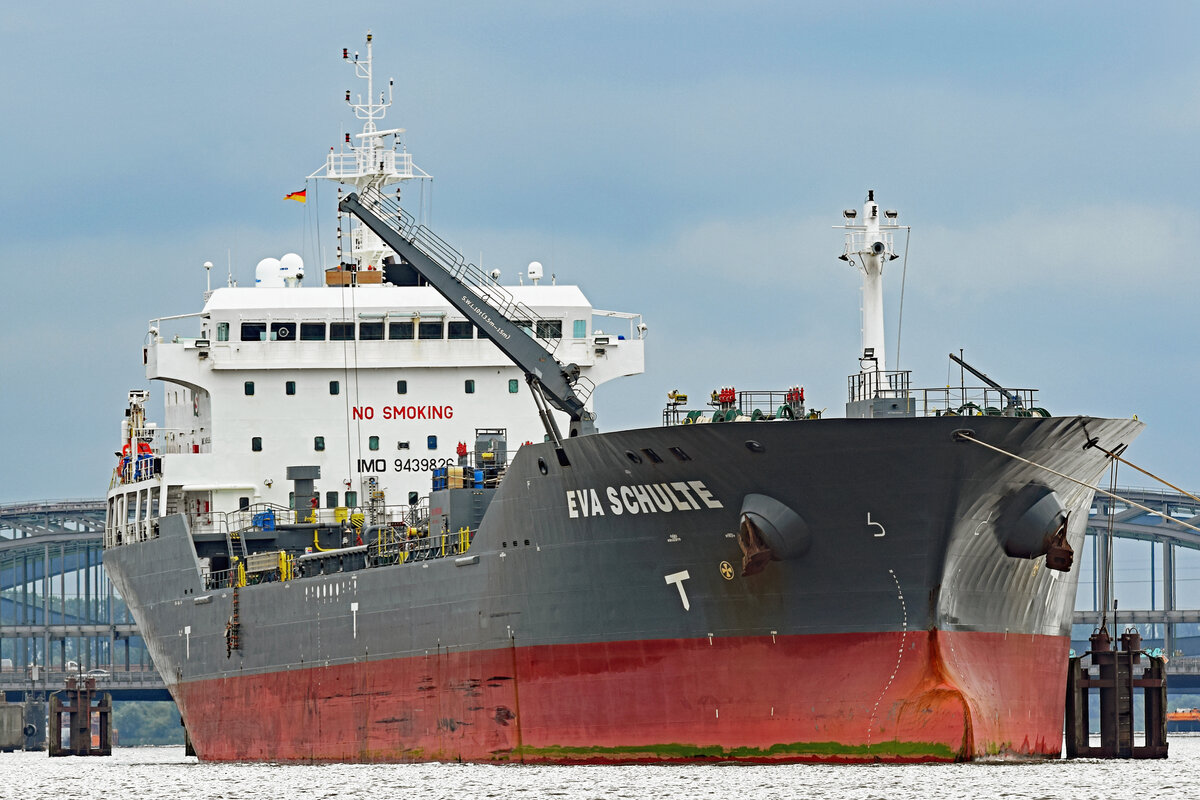 EVA SCHULTE (IMO 9439826) am 16.09.2021 im Hamburger Hafen