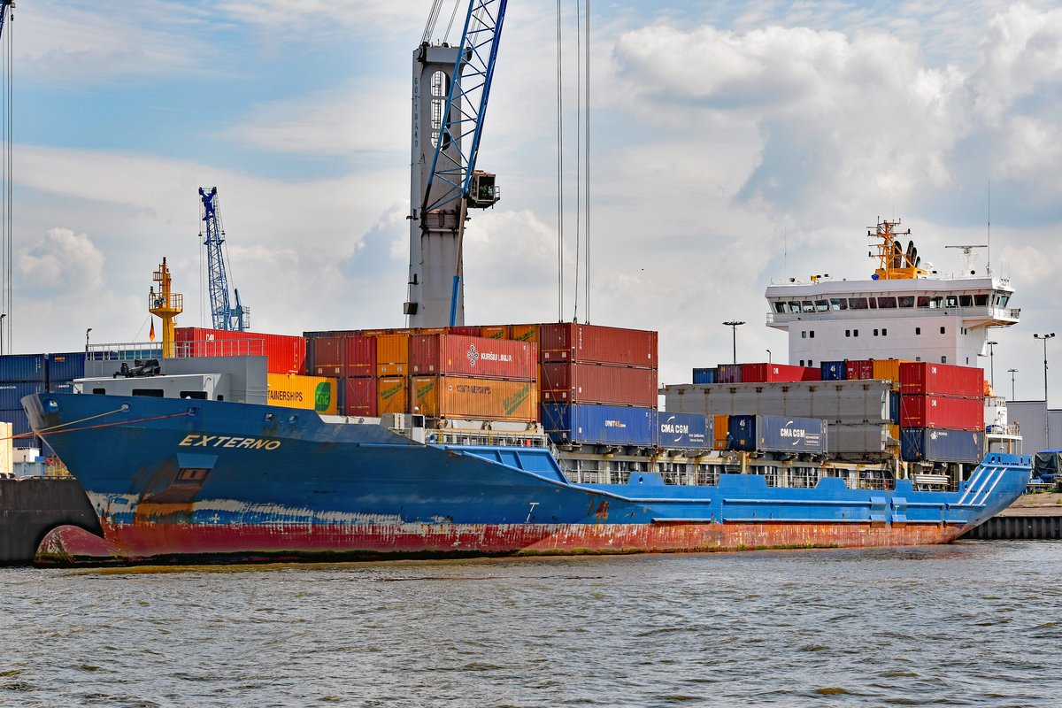 EXTERNO (IMO 9429273) am 26.05.2020 im Hafen von Hamburg