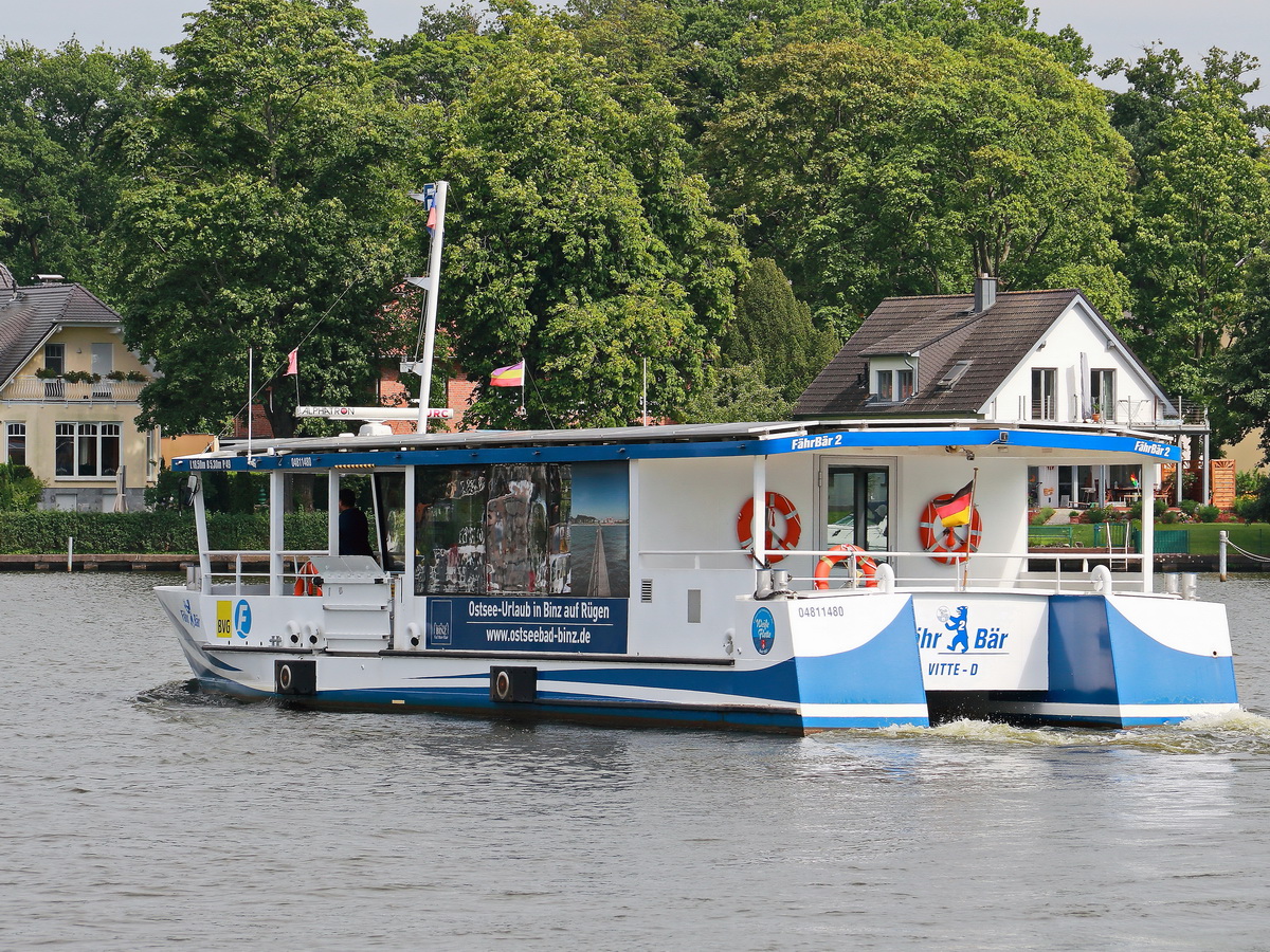  FährBär 2  in Richtung Wendenschloß, Müggelbergallee am 03. August 2017.