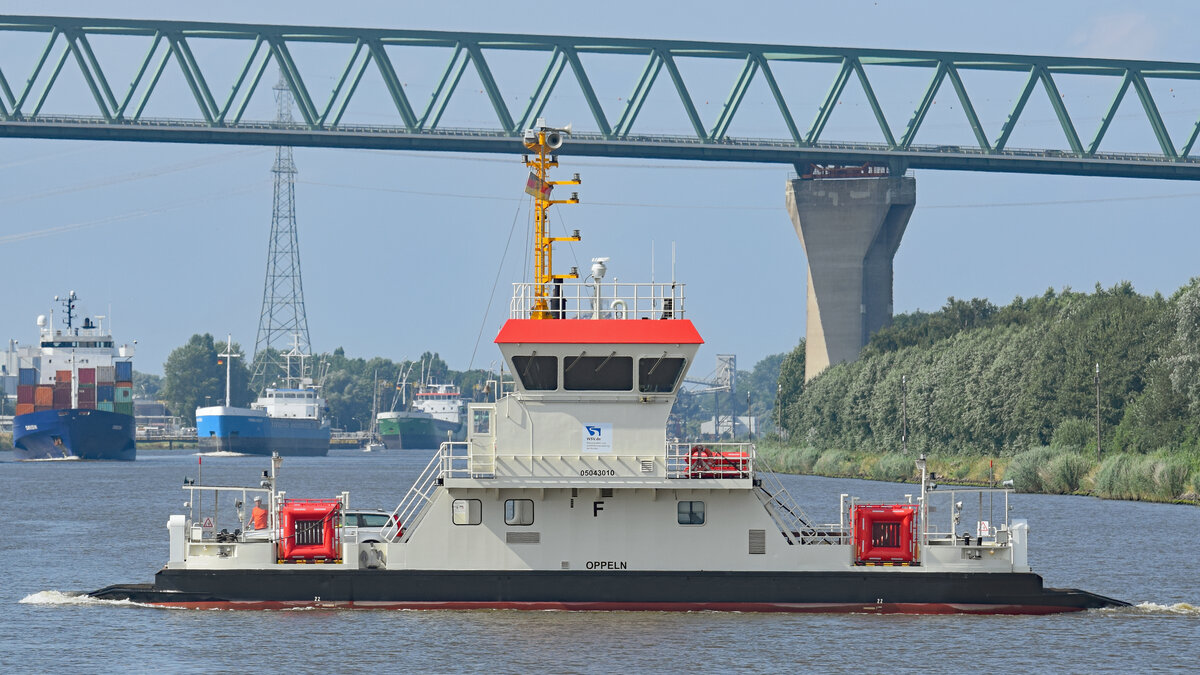 Fähre OPPELN (ENI 05043010) am 24.7.2021 auf dem NOK (Nord-Ostsee-Kanal) 