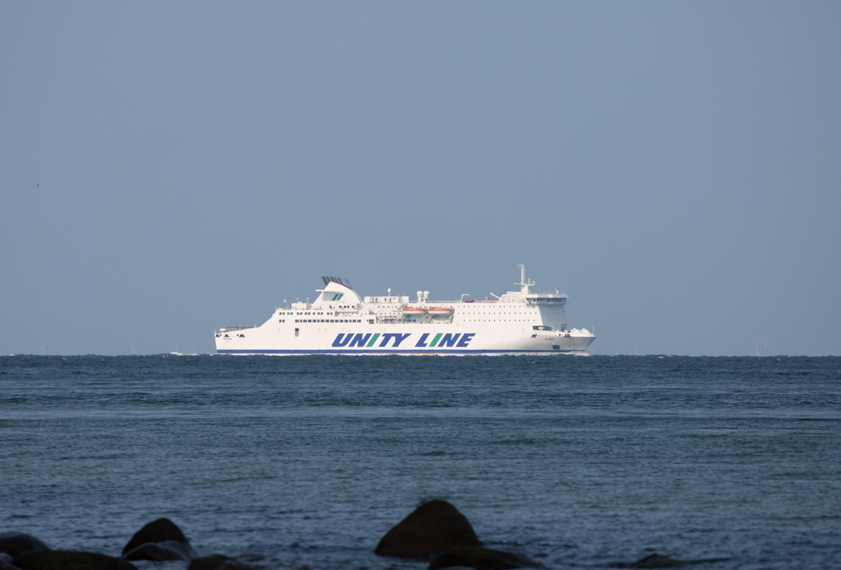 Fähre SKANIA (IMO 9086588) der  UNITY LINIE von Ystad nach Swinemünde vor Rügen. - 18.07.2021
