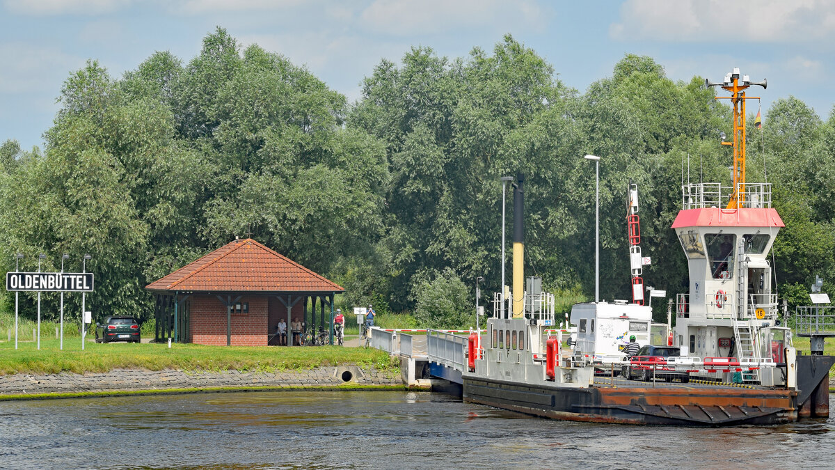 Fähre SWINEMÜNDE (ENI 05042070) am 24.7.2021 im NOK (Nord-Ostsee-Kanal) bei der Fährstelle Oldenbüttel