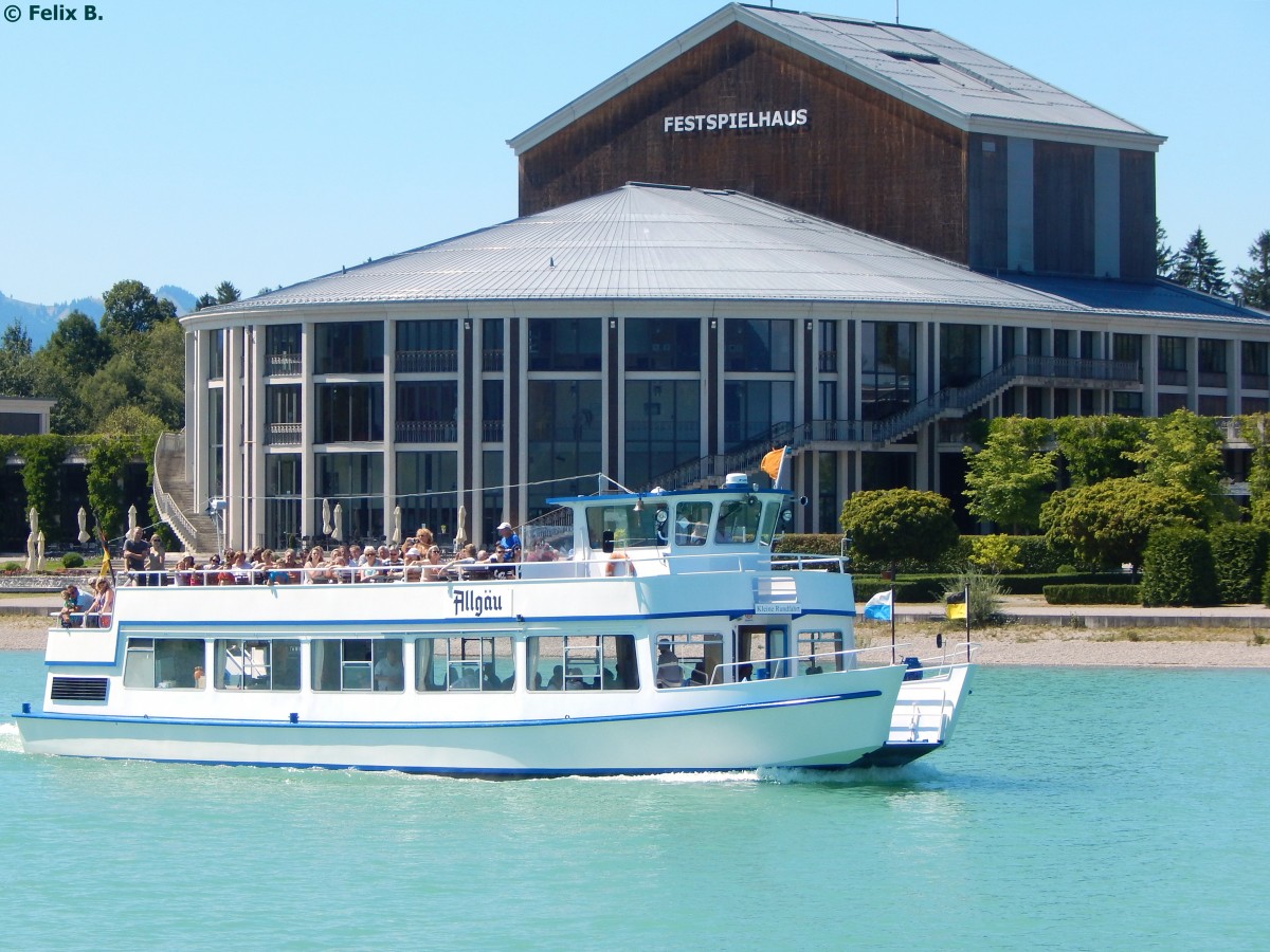 Fahragstschiff  Allgäu  auf dem Forggensee am 03.08.2015