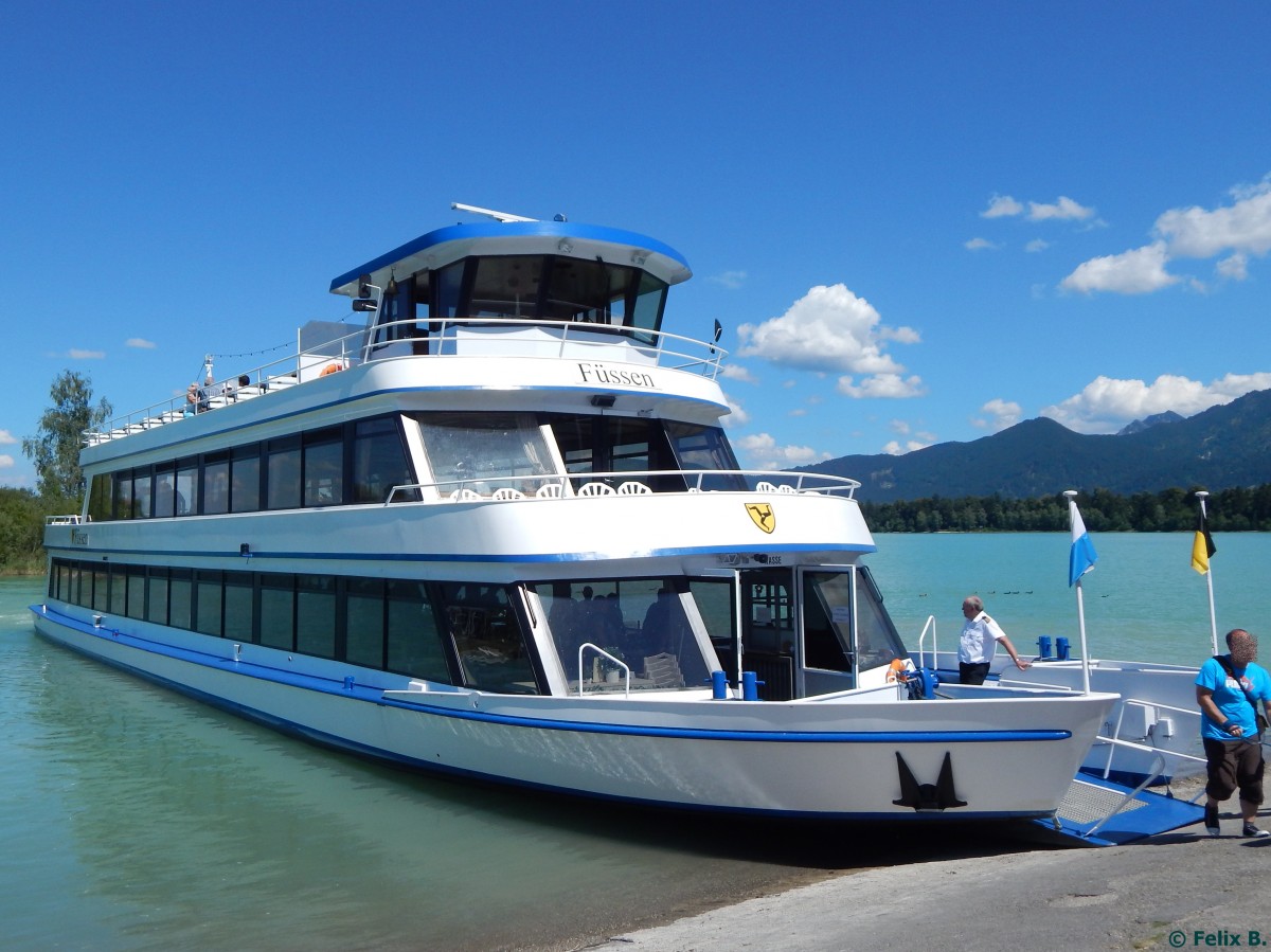 Fahragstschiff  Füssen  auf dem Forggensee am 03.08.2015