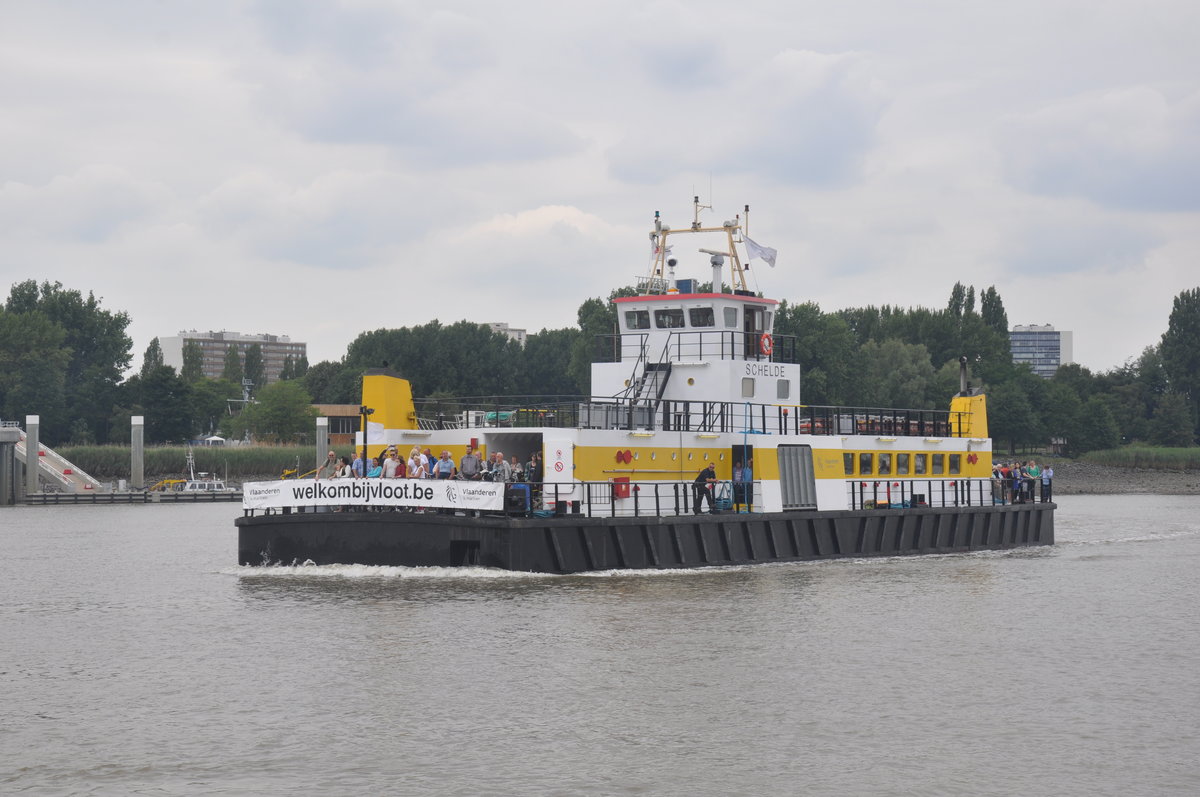 Fahre Schelde verbindet seit Juli 2017 Antwerpen mit Stadtteil Linkeroever, wegen der Renovierung des Fußgängertunnel von 1933. 