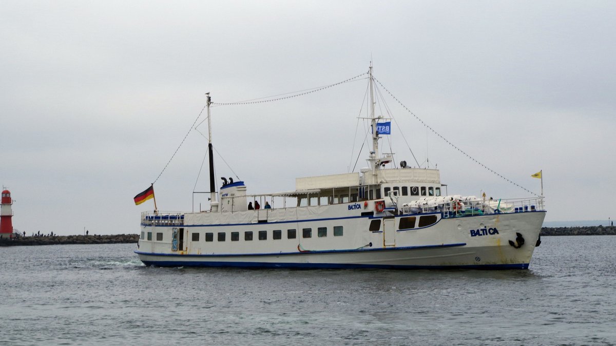 Fahrgastschiff BALTICA am 21.10.16 in Rostock