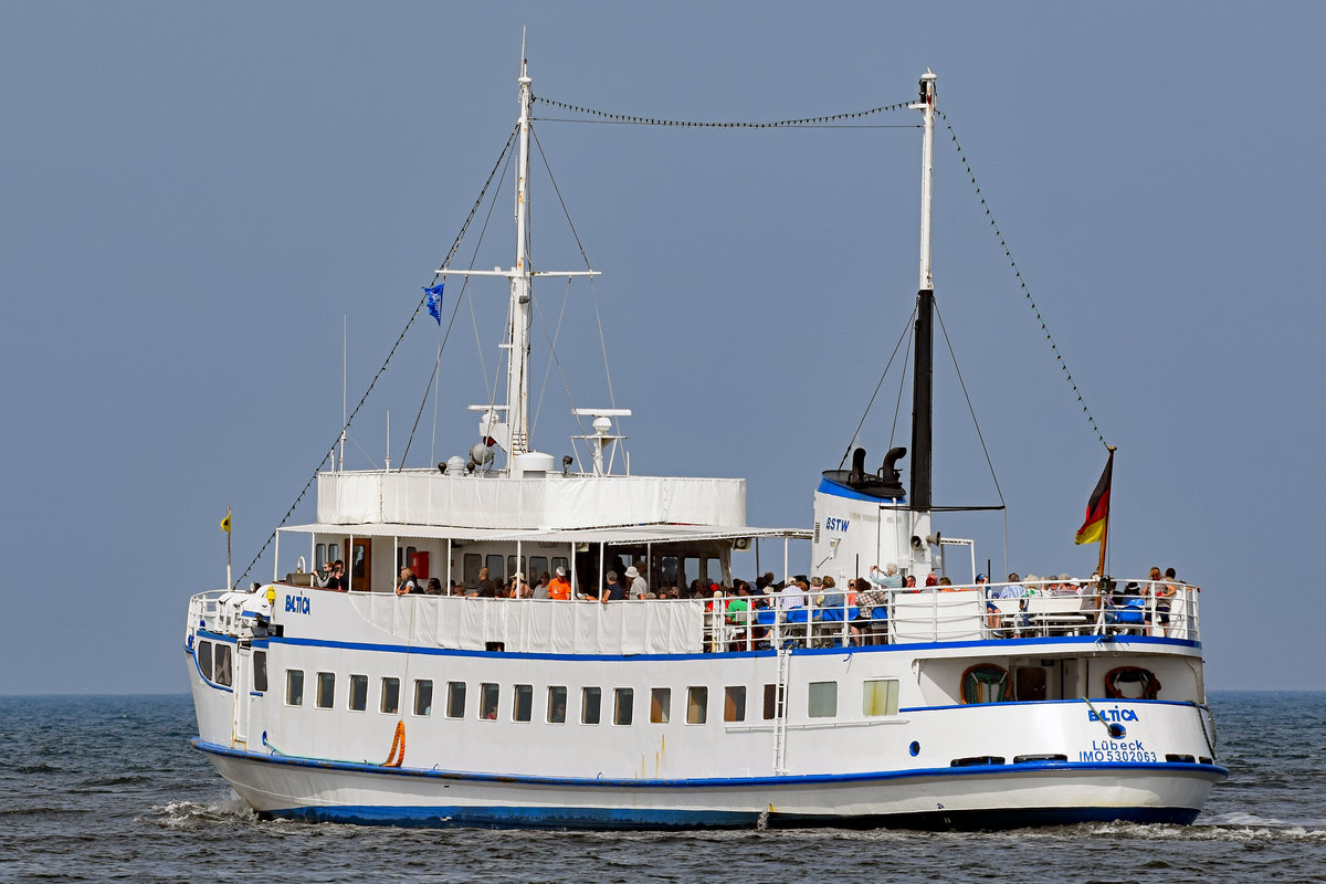 Fahrgastschiff BALTICA (IMO 5302063) am 30.08.2017 vor Rostock-Warnemünde