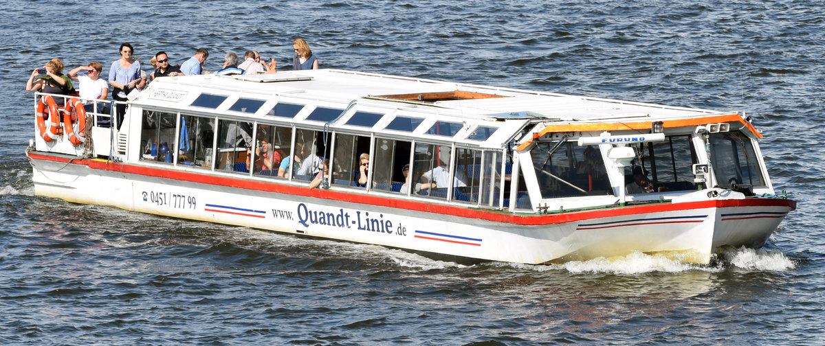 Fahrgastschiff HERTHA QUANDT (Quandt-Linie) am 27.08.2017 im Lübecker Hafen