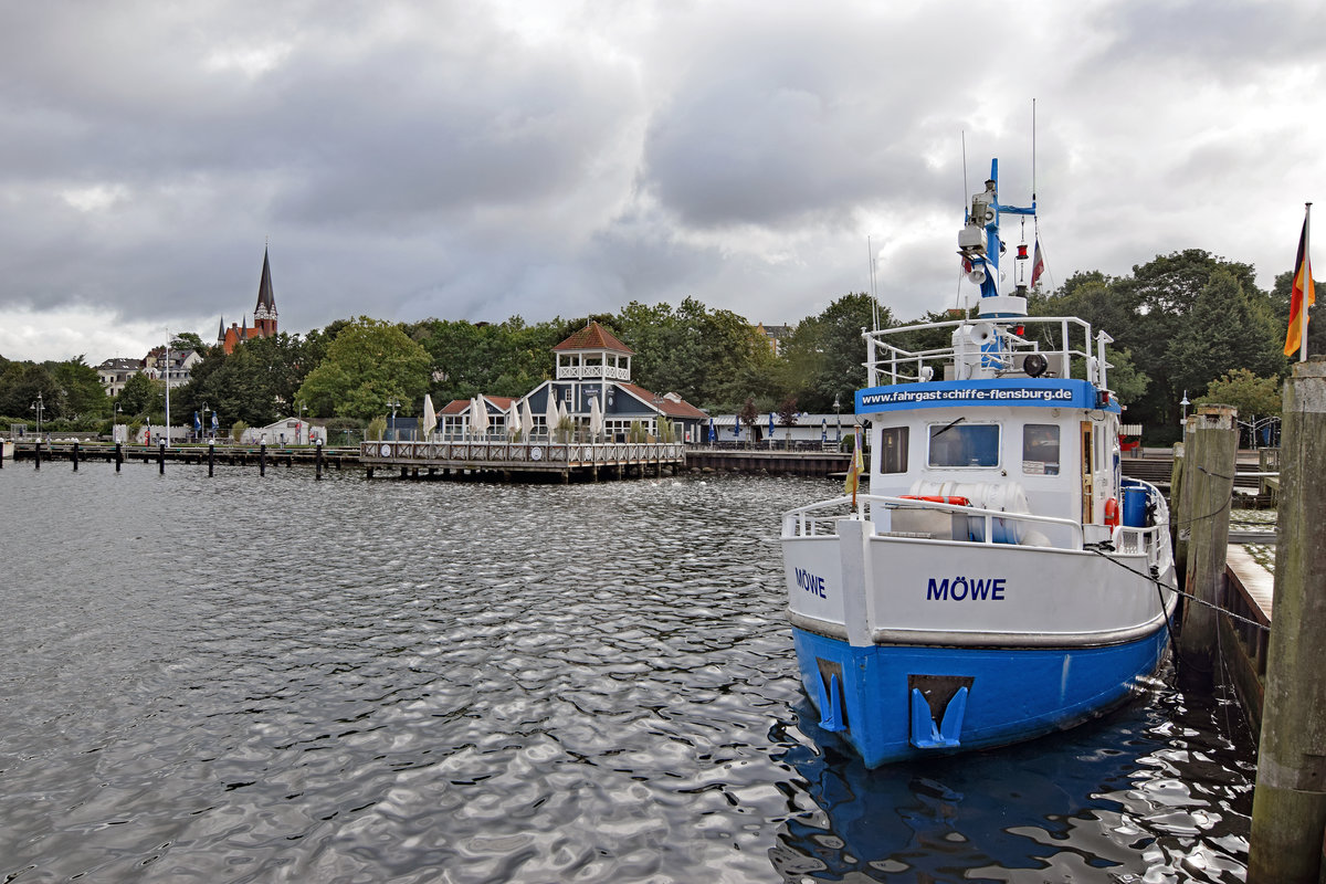 Fahrgastschiff MÖWE (ENI 05114120) am 07.09.2017 im Hafen von Flensburg