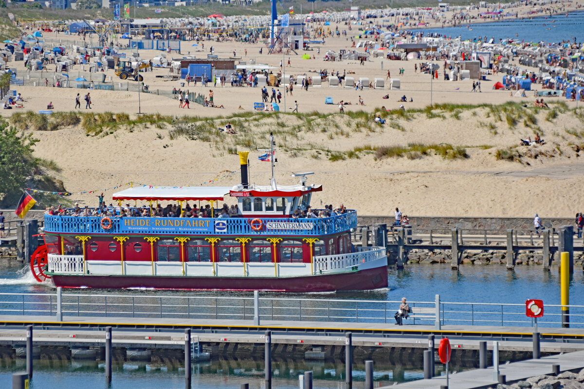 Fahrgastschiff SCHNATERMANN am 05.06.2022 im Hafen von Rostock-Warnemünde