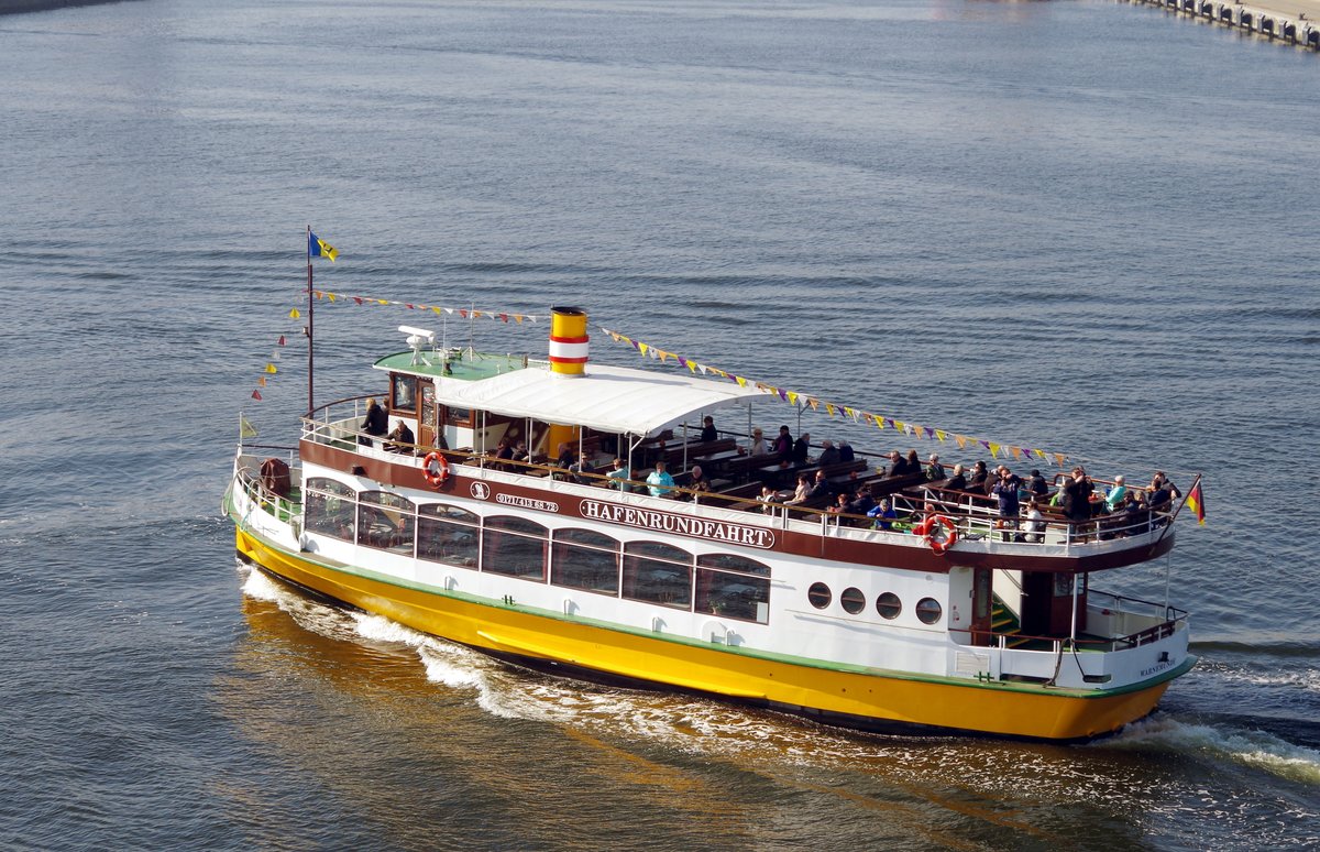 Fahrgastschiff Selene am 28.03.17 in Warnemünde