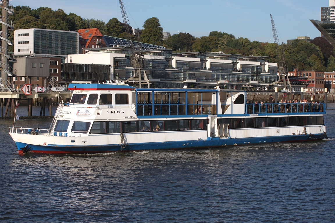 Fahrgastschiff VIKTORIA (ENI 04027920); Datum: 19.09.2025; Aufnahmeort: Elbe/Hafen Hamburg, Deutschland.