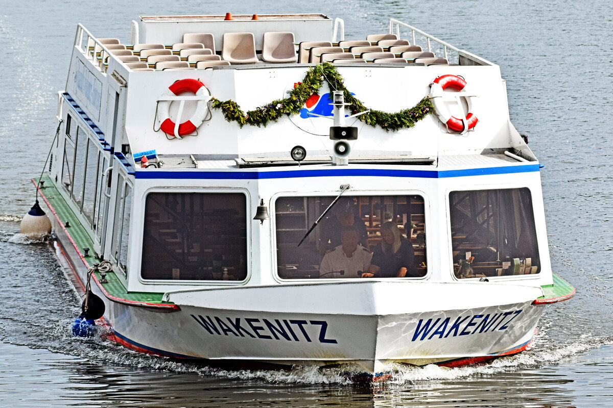 Fahrgastschiff WAKENITZ am 18.05.2023 auf der Wakenitz bei Lübeck