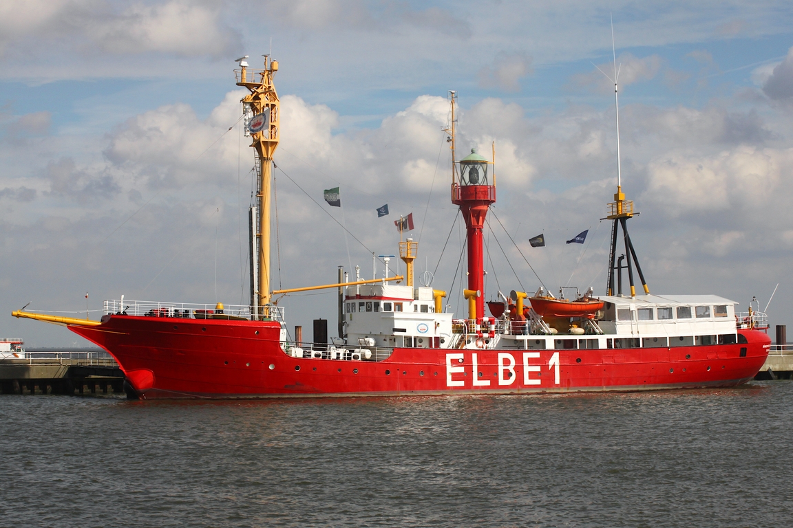 Feuerschiff ELBE 1 (B�RGERMEISTER O’SWALD II); Eigner/Betreiber: Museum der Stadt Cuxhaven; Datum: 15.09.2026; Aufnahmeort: Elbe/Cuxhaven, Deutschland. Das Bild zeigt die „pensionierte“ ELBE 1  an ihrem Dauerliegeplatz Alte Liebe.