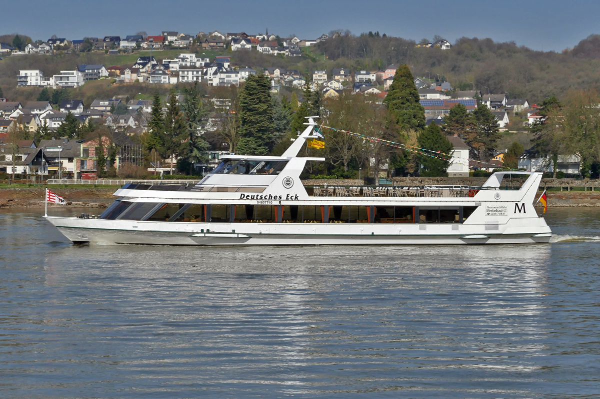 FGS  Deutsches Eck  auf dem Rhein in Remagen - 16.03.2017