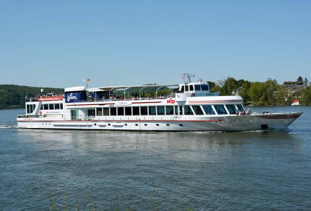 FGS  Loreley  der KD auf dem Rhein in Remagen - 08.05.2016