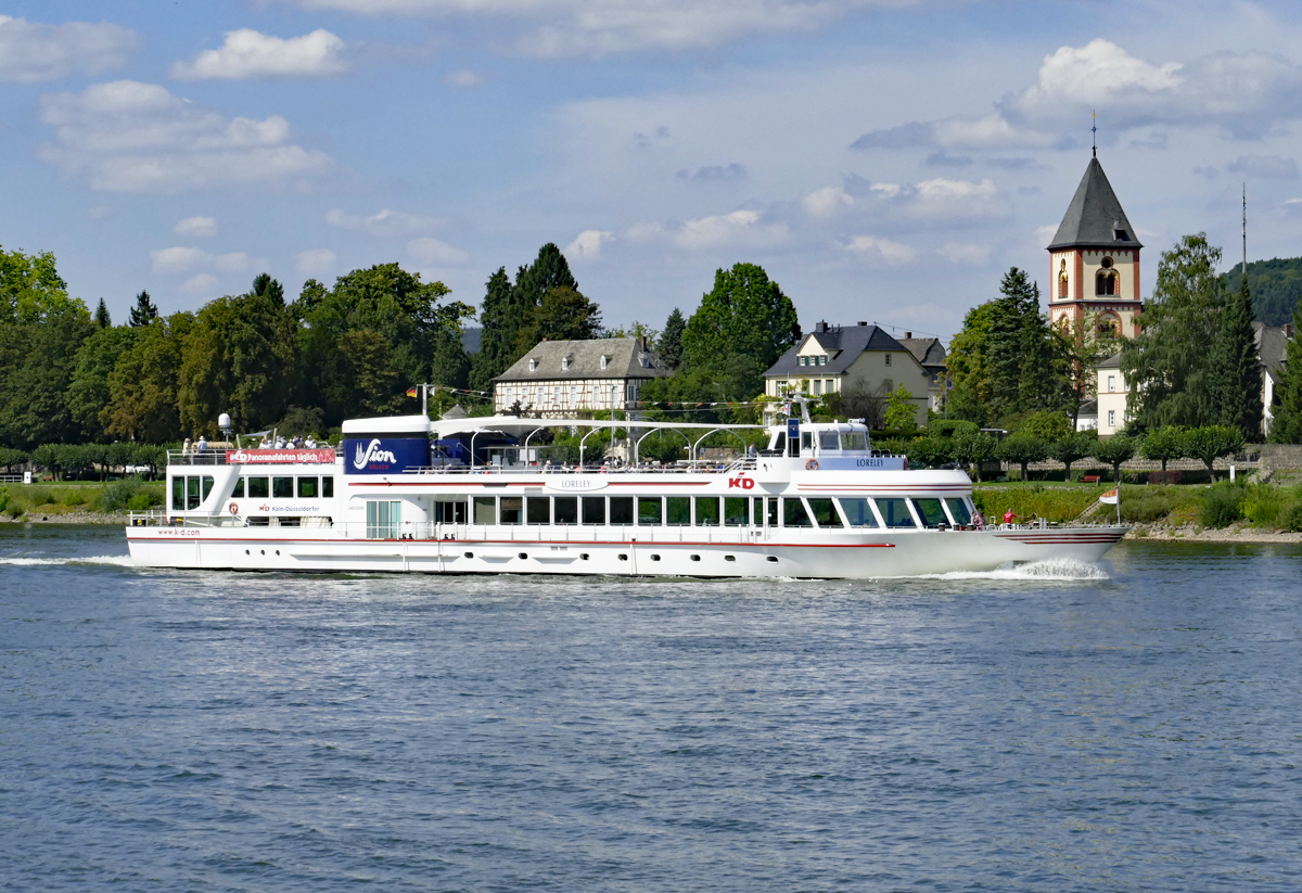 FGS  Loreley  der KD querab von Erpel auf dem Rhein - 22.08.2017